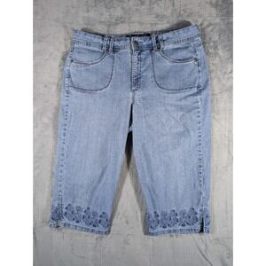 Gloria Vanderbilt Amanda Capri Embroidered Blue Denim Jeans